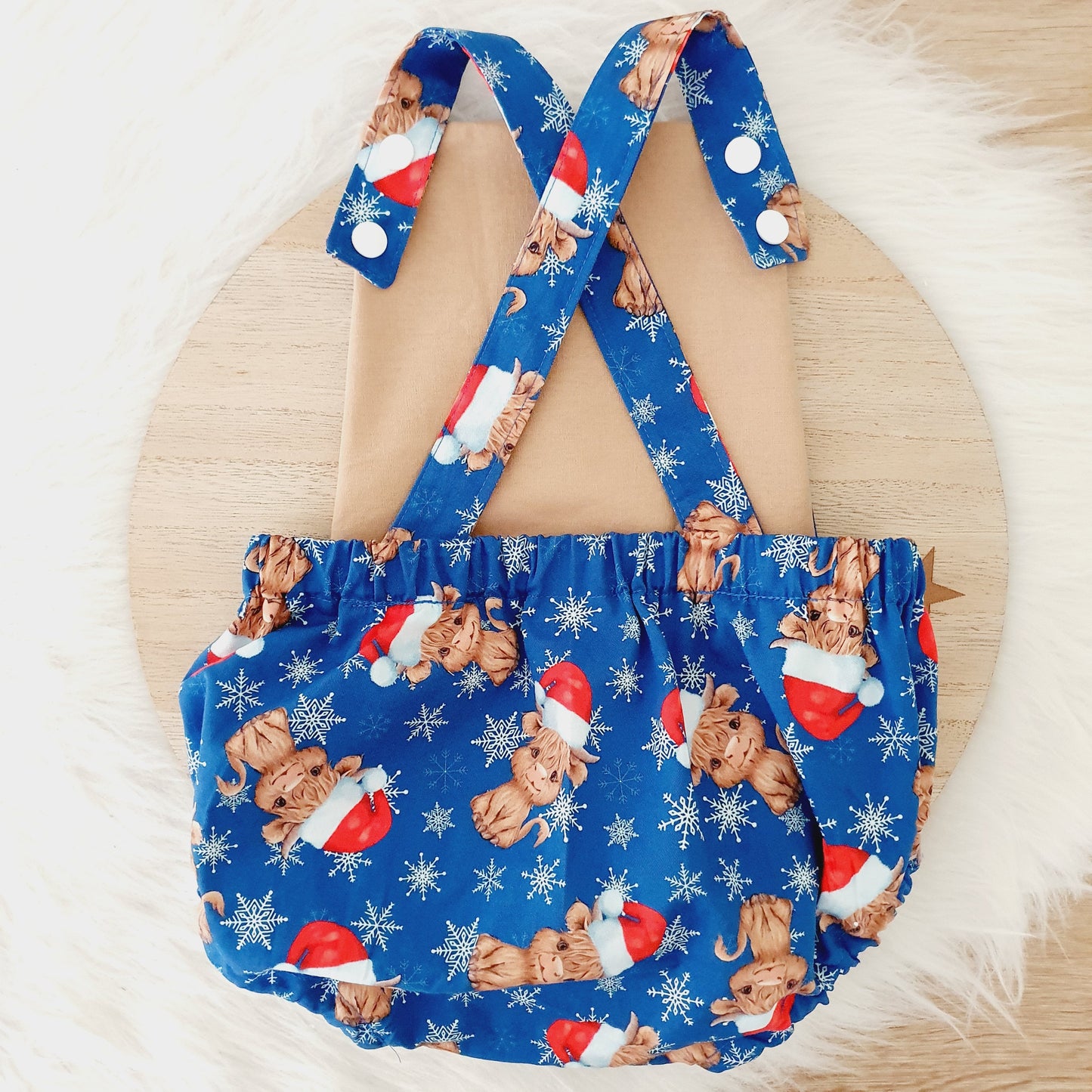 HIGHLAND COW CHRISTMAS print Baby Romper, Size 0