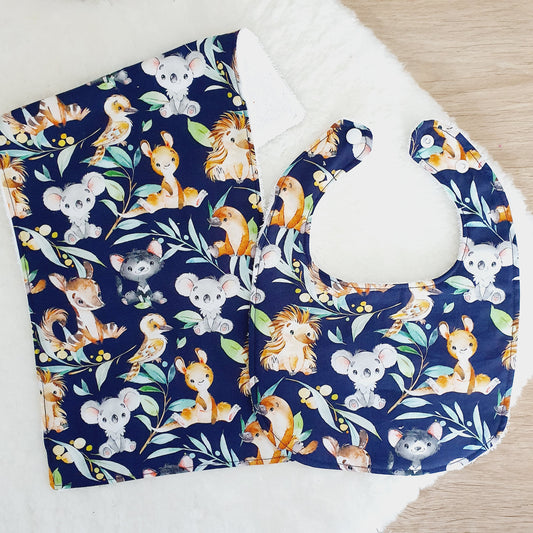 Baby Aussie Animals on Navy Baby Bib and Burp Cloth Gift Set, Baby Shower Gift, Newborn Gift, Australian Baby Gift