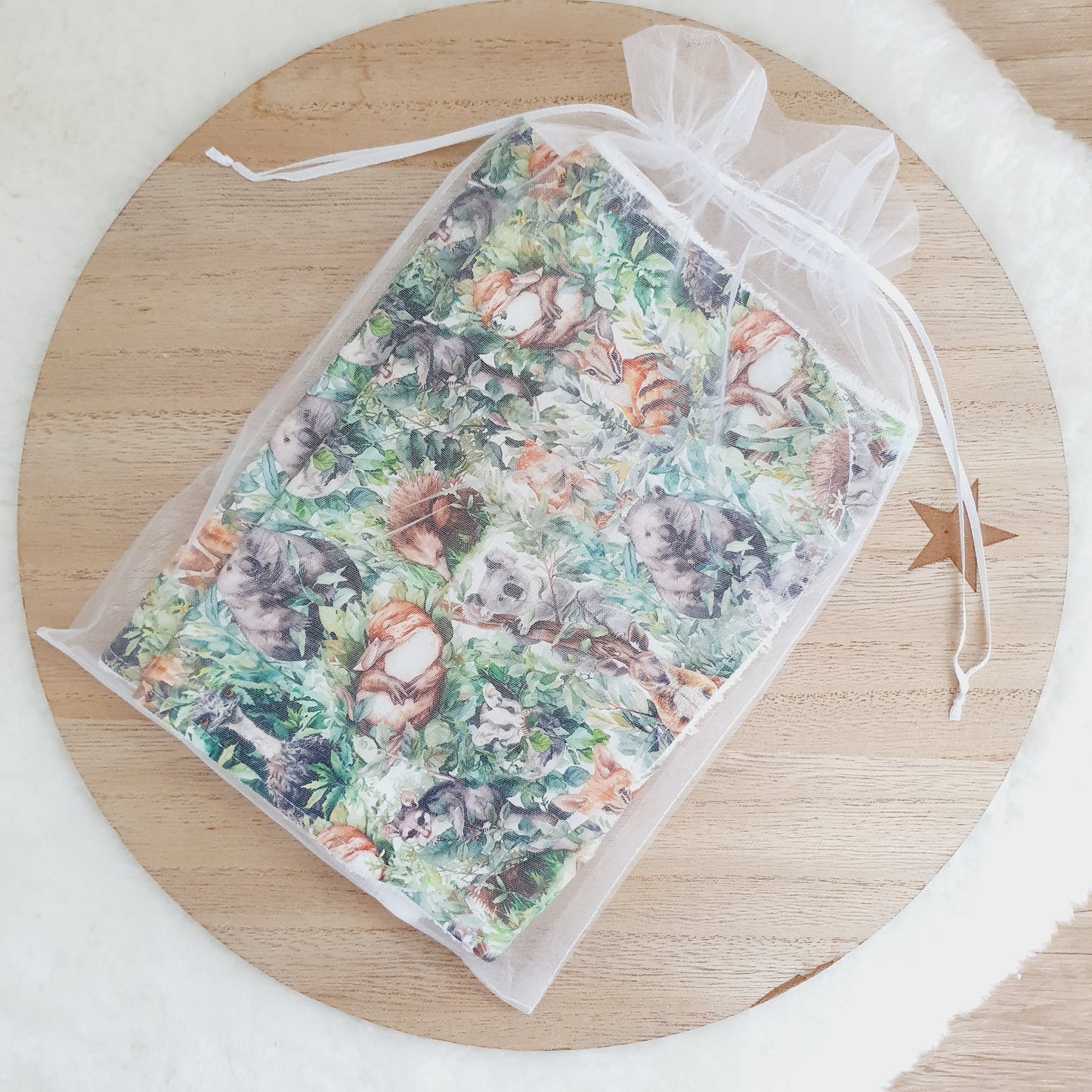 Australian Animals Baby Bib and Burp Cloth Gift Set, Baby Shower Gift, Newborn Gift, Australian Baby Gift