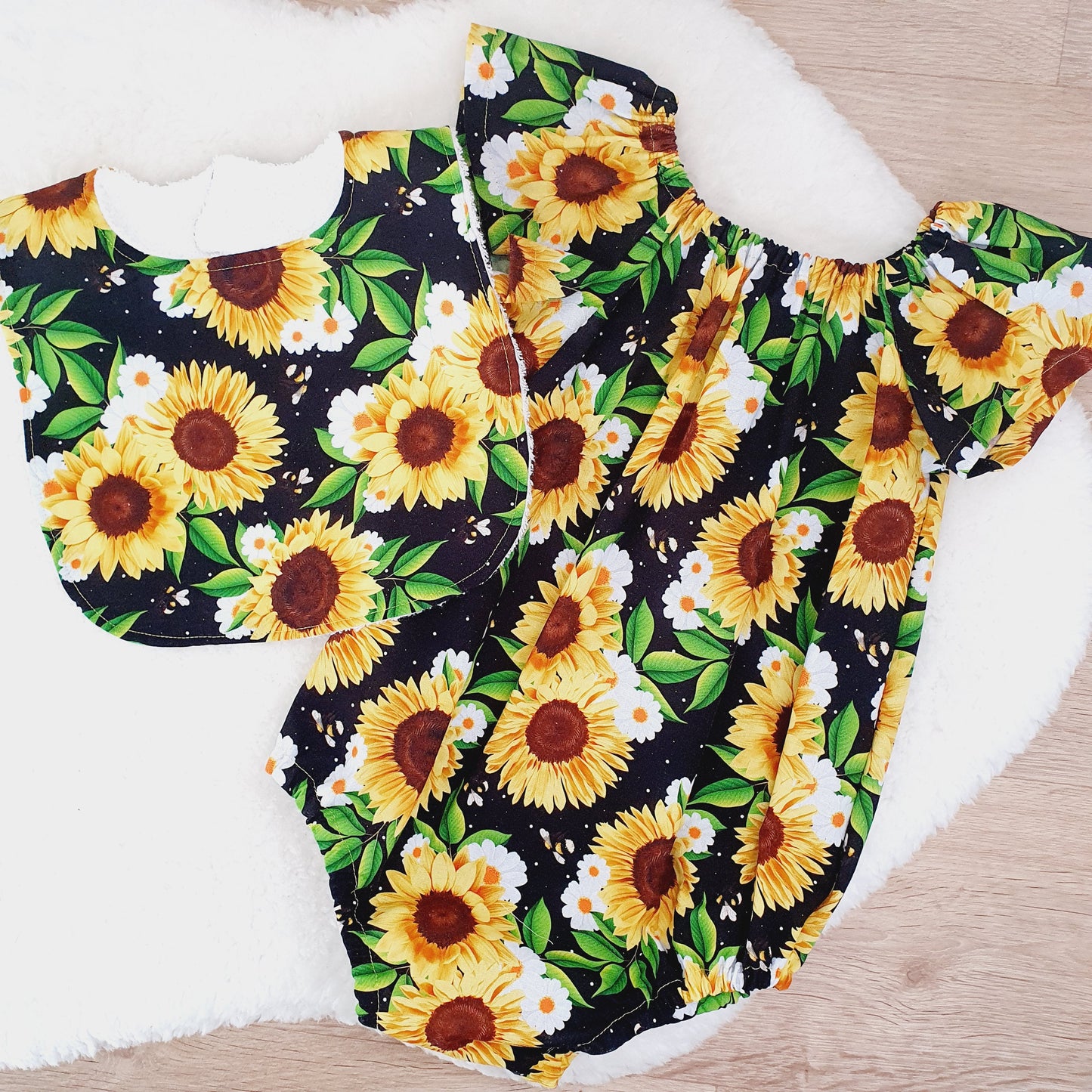 SUNFLOWERS print Baby Girl Playsuit & Bib Set, Size 1