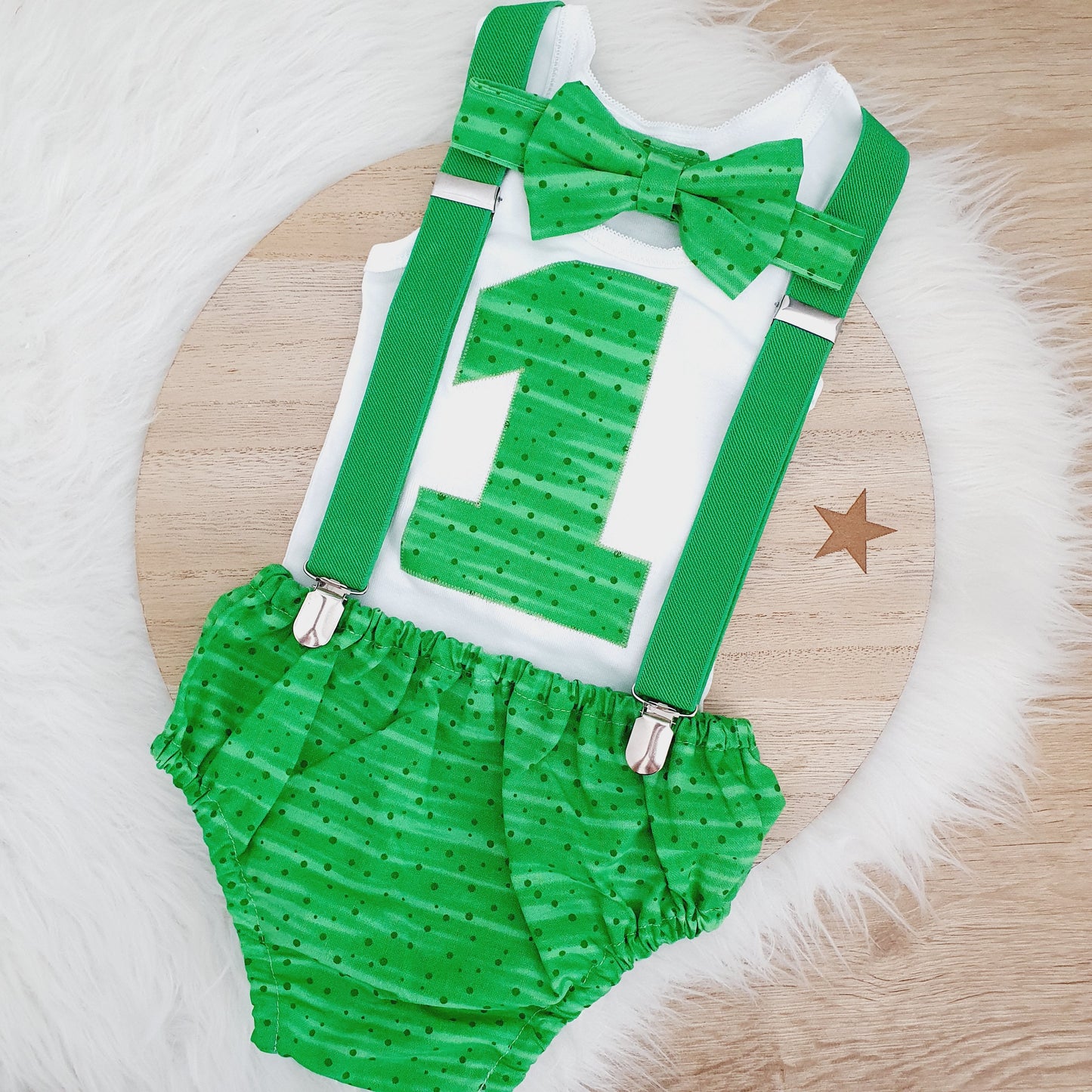 Green Boys 1st Birthday Outfit - Cake Smash Outfit - Baby Boys First Birthday Photoshoot Clothing - Size 0, Nappy Cover, Tie, Suspenders & Singlet Set - GREEN