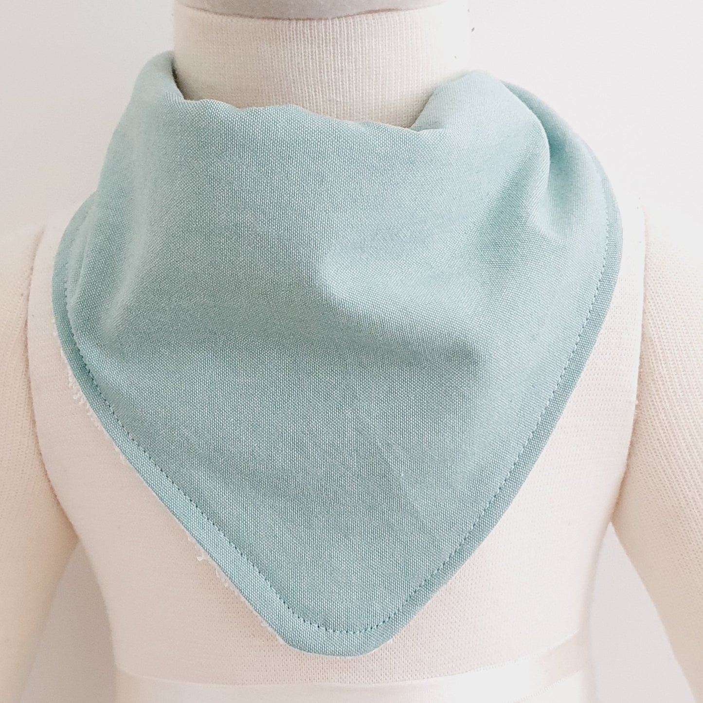 CHAMBRAY CAMBRIDGE Bandana Dribble Bib - Bamboo Backed Ultra Absorbent Bib