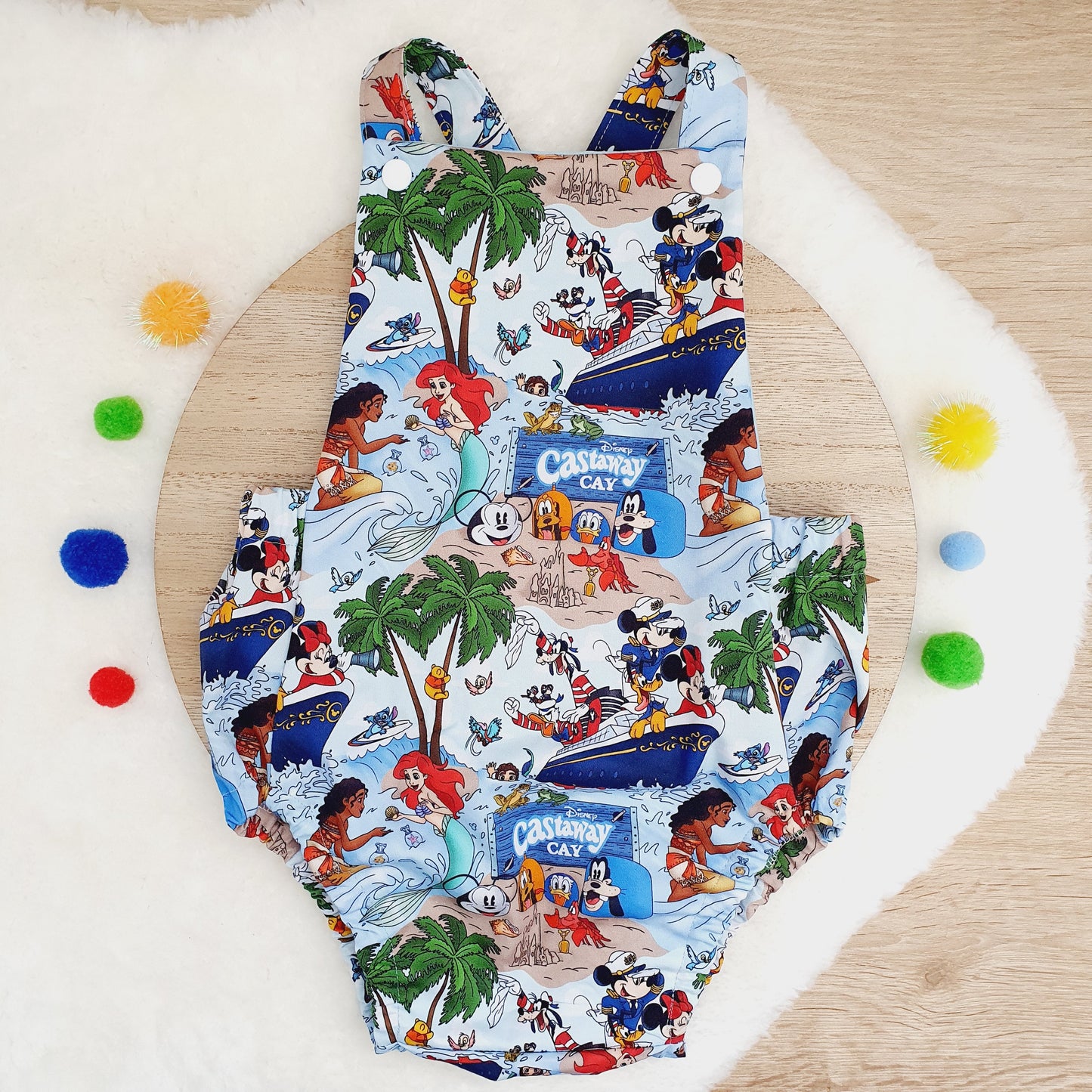 CHARACTERS print Baby / Toddler Romper, Size 2