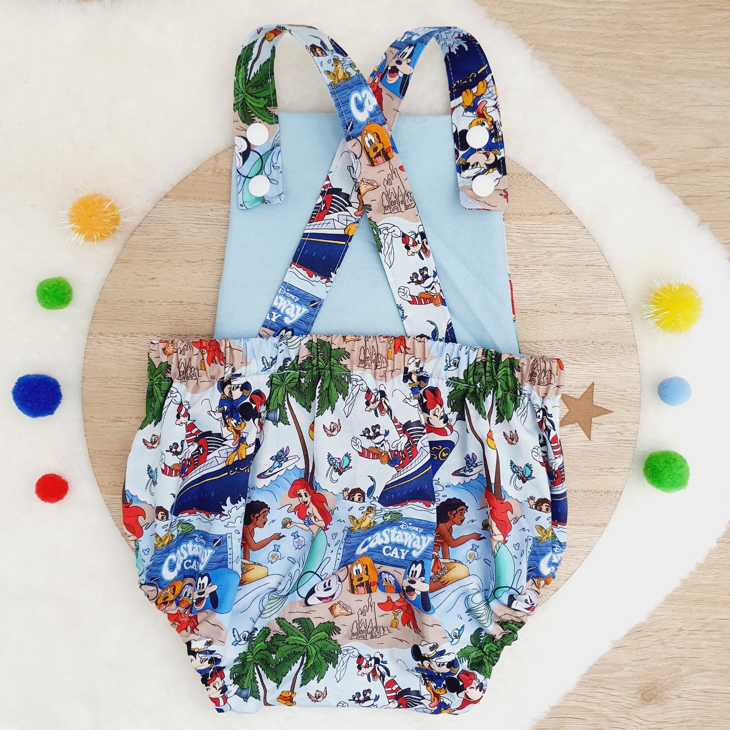 CHARACTERS print Baby Romper, Size 0