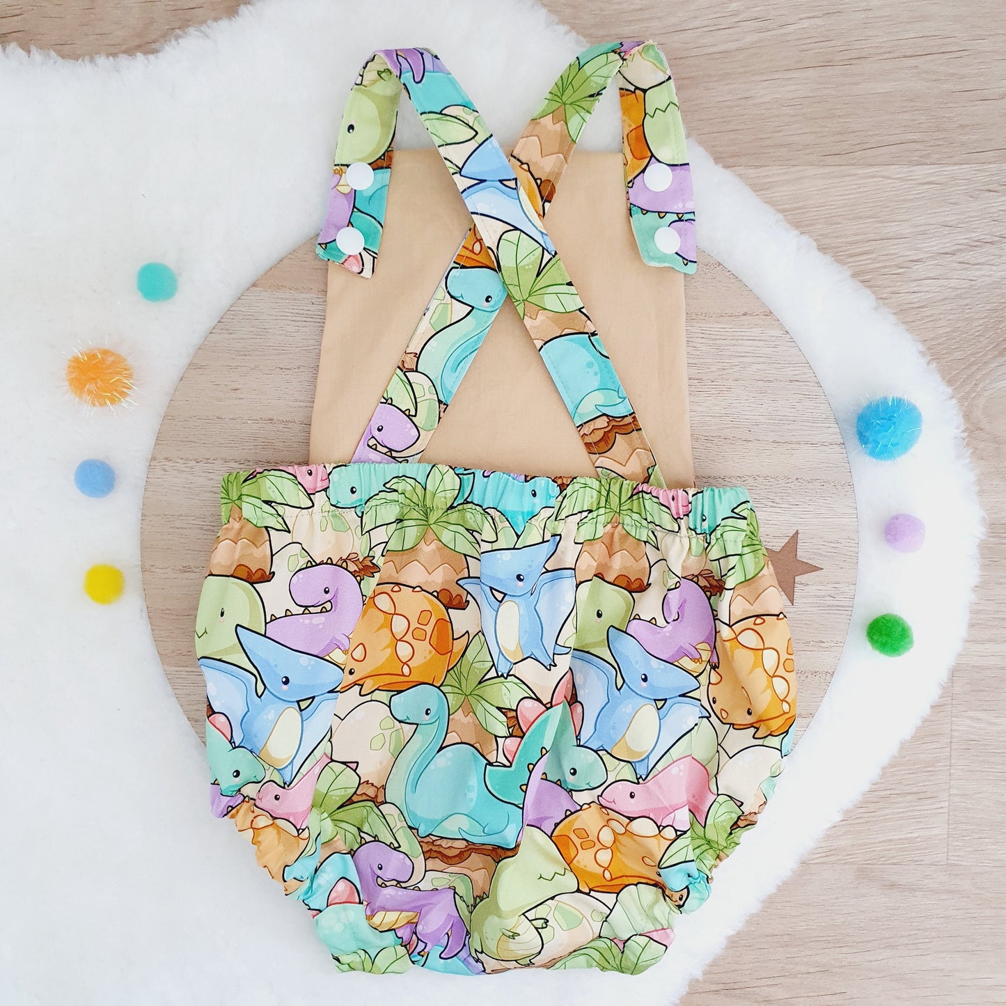 DINOSAURS print Baby Romper, Size 1