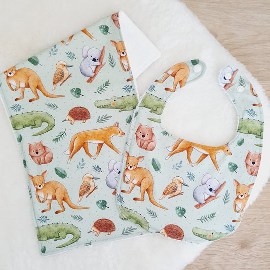 Australian Animals Baby Bib and Burp Cloth Gift Set, Baby Shower Gift, Newborn Gift