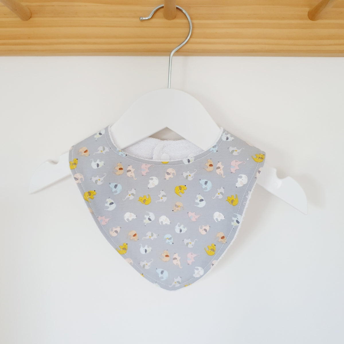 Bandana Dribble Bib, Handmade Baby Bib, Cotton / Bamboo, Ultra Absorbent