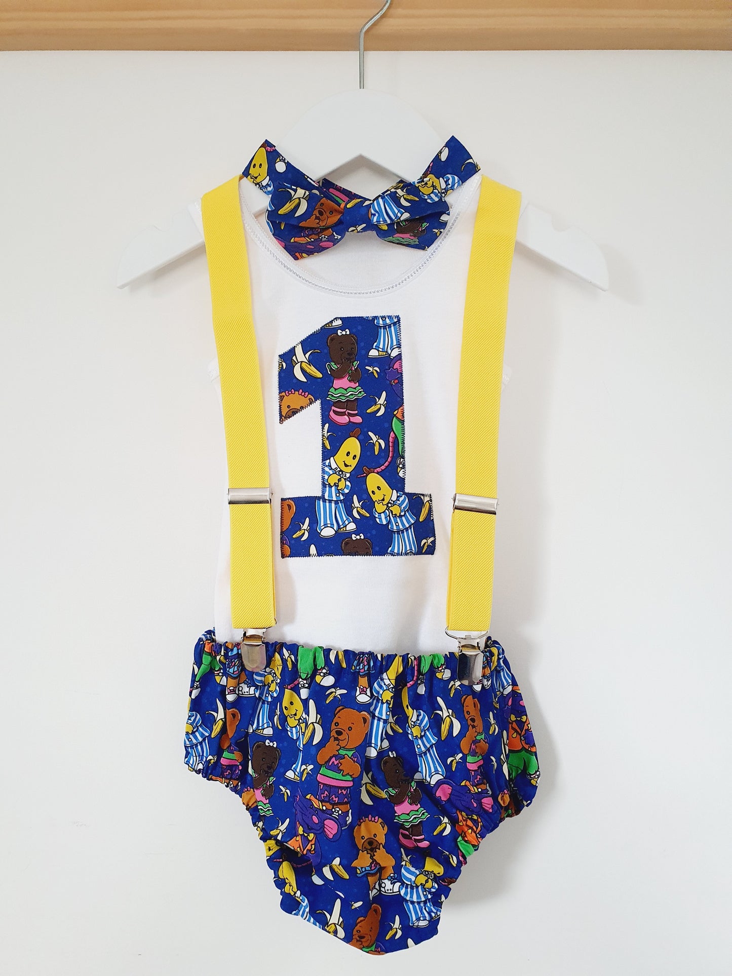 BANANAS Boys 1st Birthday Outfit, Size 0