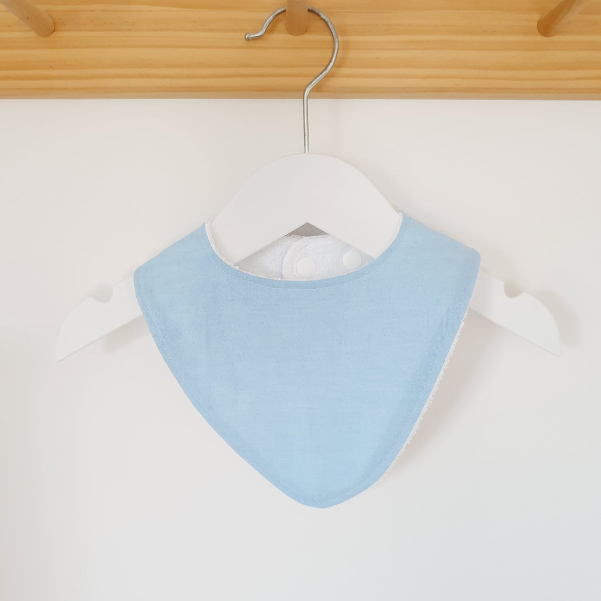 CHAMBRAY LIGHT BLUE Bandana Dribble Bib, Handmade Baby Bib, Cotton / Bamboo, Ultra Absorbent