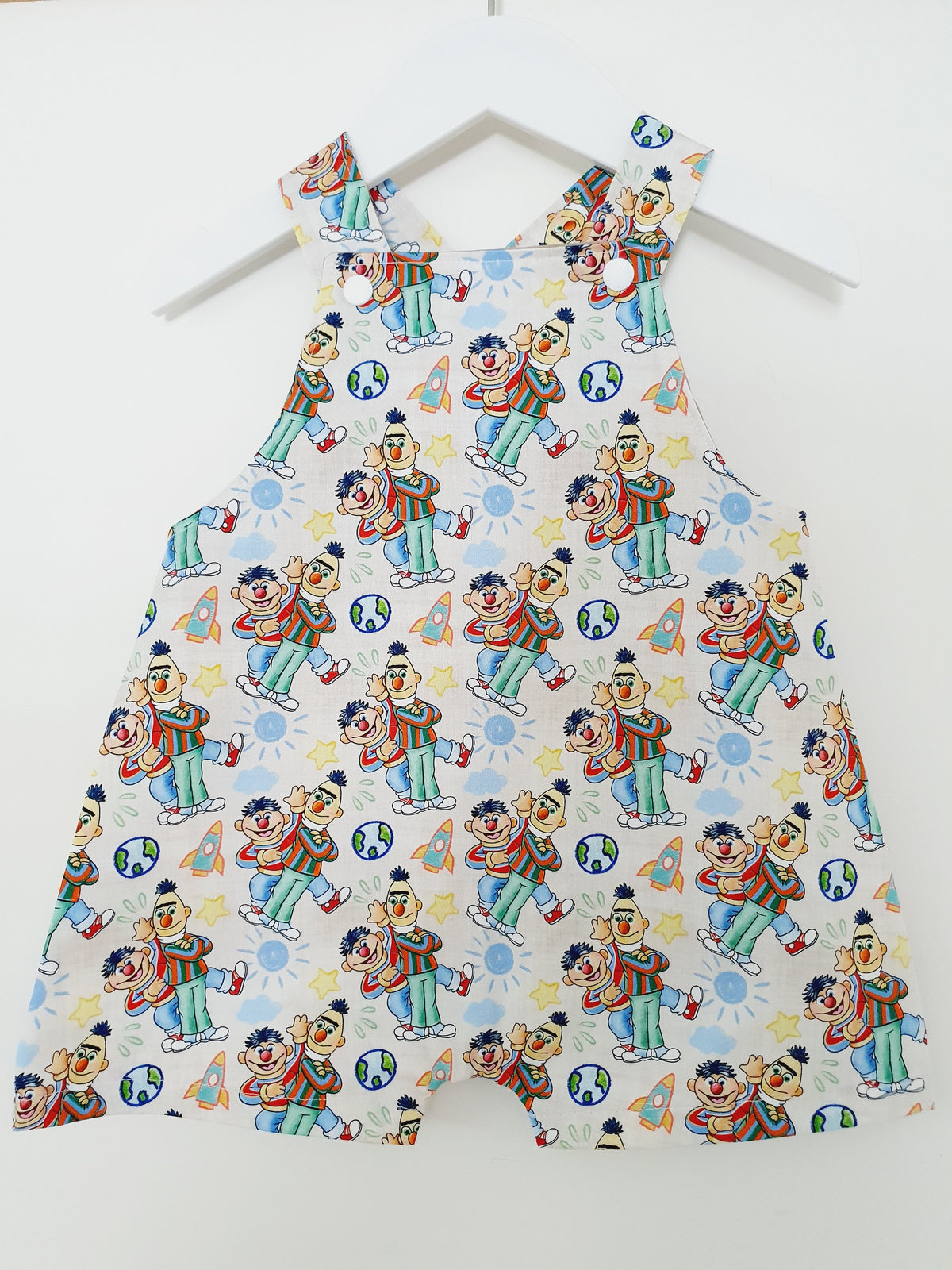 BERT & ERNIE print Baby / Toddler Overalls, Short Leg Romper, Size 1