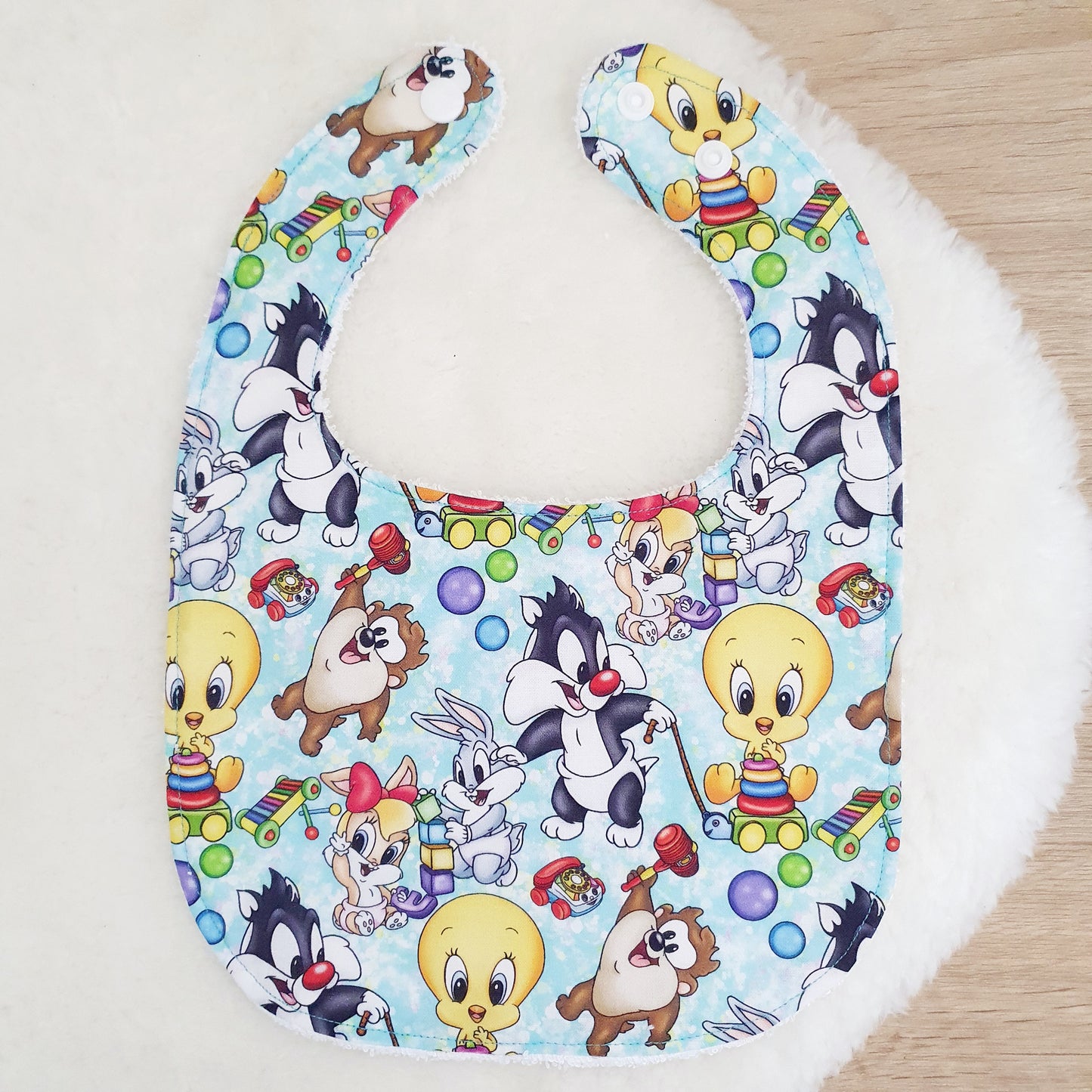 LOONEY TUNES print Bib, Handmade Baby Bib, Feeding Bib