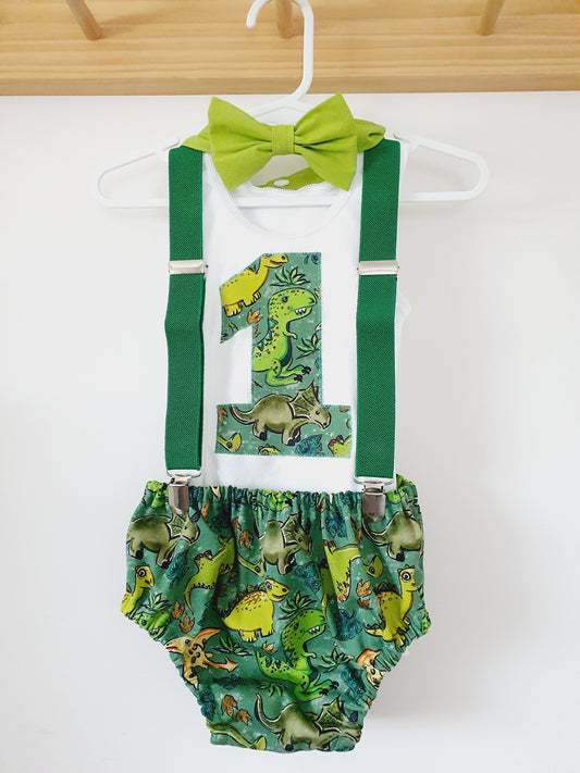 DINOSAURS Boys Cake Smash Outfit Size 0